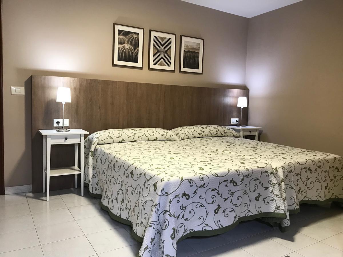 Hostal-Restaurante Paris Forcarei Екстер'єр фото