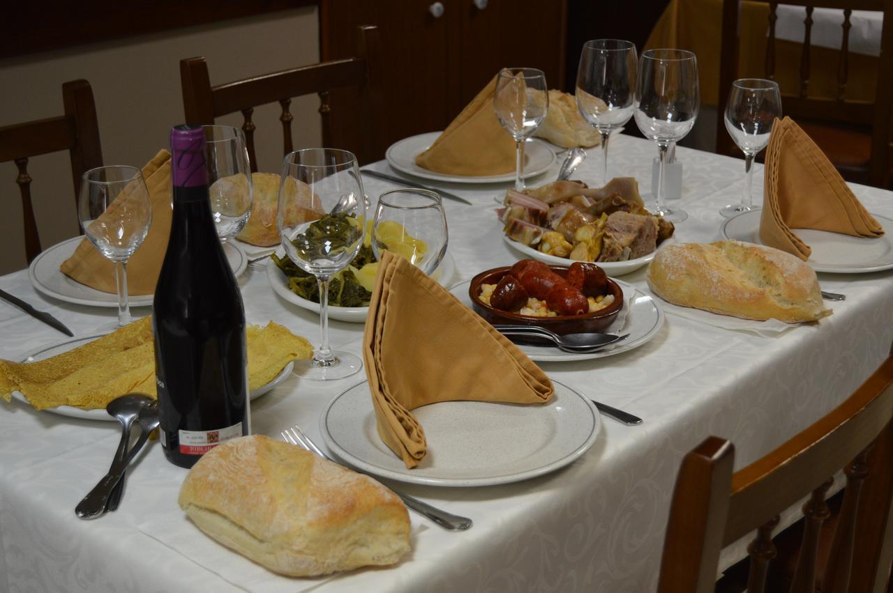 Hostal-Restaurante Paris Forcarei Екстер'єр фото