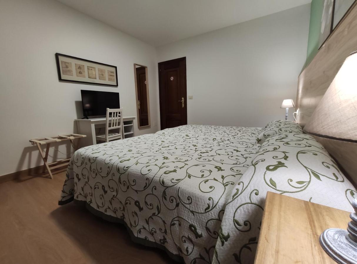 Hostal-Restaurante Paris Forcarei Екстер'єр фото