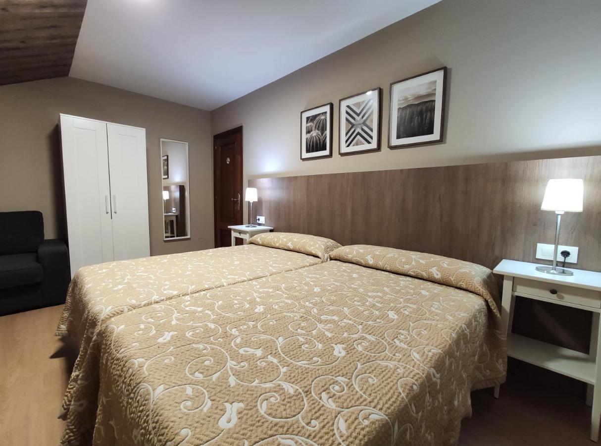 Hostal-Restaurante Paris Forcarei Екстер'єр фото